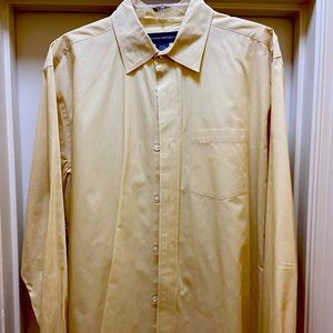 Men’s L Banana Republic dress shirt